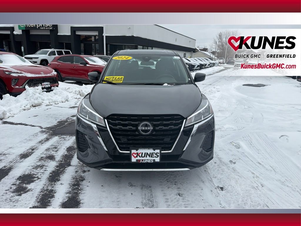 Used 2024 Nissan Kicks S image 13