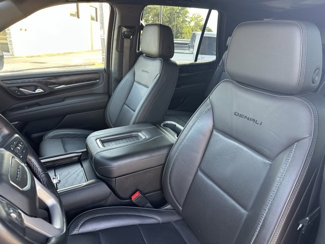 Used 2022 GMC Yukon Denali image 28