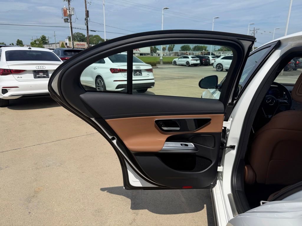 Used 2024 Mercedes-Benz E 350 4MATIC Sedan image 20