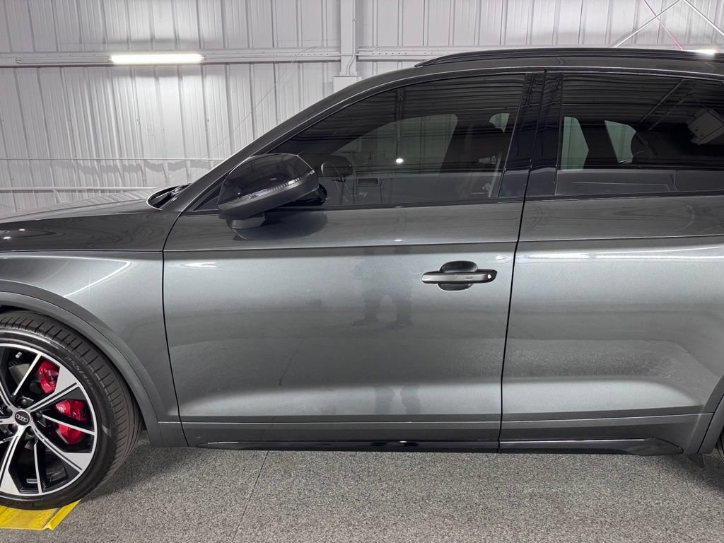 Used 2023 Audi SQ5 Premium Plus w/ Premium Plus Package AWD/4WD image 17