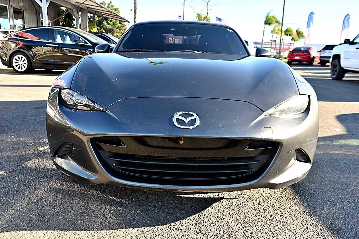 Used 2018 MAZDA MX-5 Miata RF Grand Touring image 2