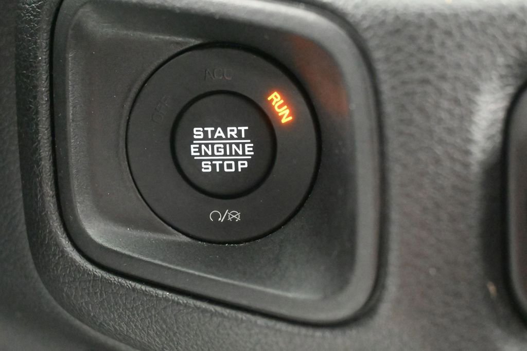 Used 2024 Jeep Wrangler Sport S AWD/4WD image 26