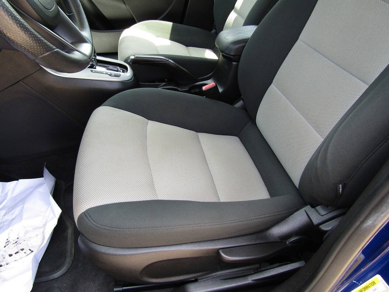Used 2012 Chevrolet Cruze LS w/ Connectivity Package FWD image 10