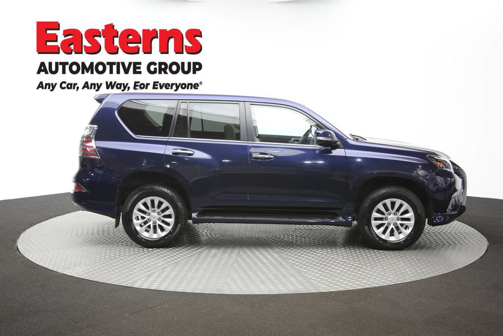 Used 2021 Lexus GX 460 w/ Accessory Package AWD/4WD image 50