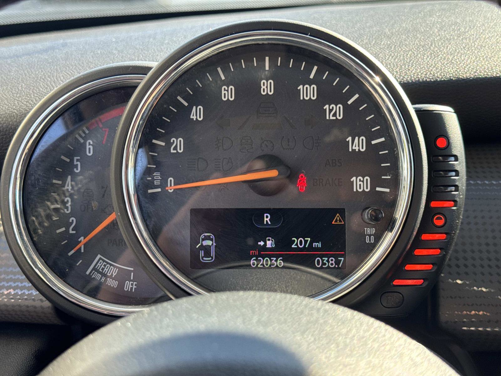 Used 2017 MINI Cooper 4-Door Hardtop image 29