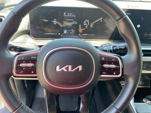 Used 2025 Kia Sorento S AWD/4WD image 16