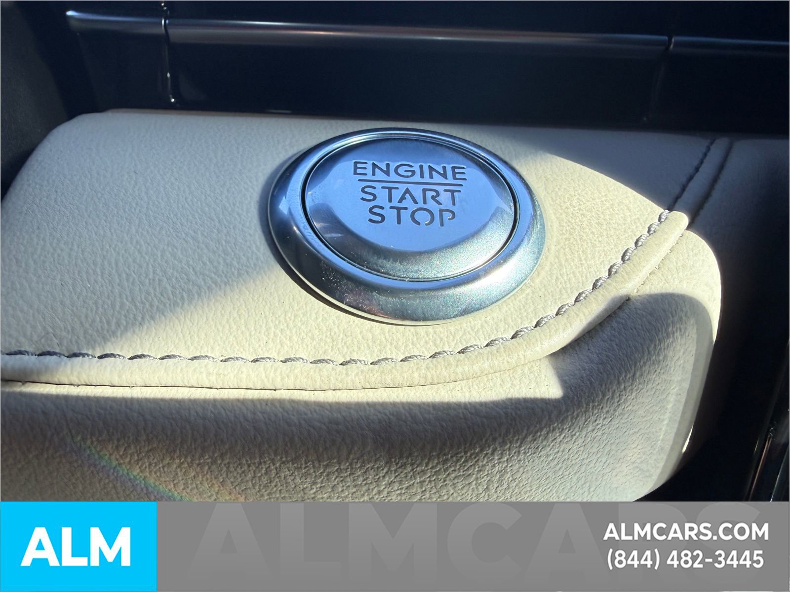Used 2025 Lincoln Nautilus Reserve AWD/4WD image 22