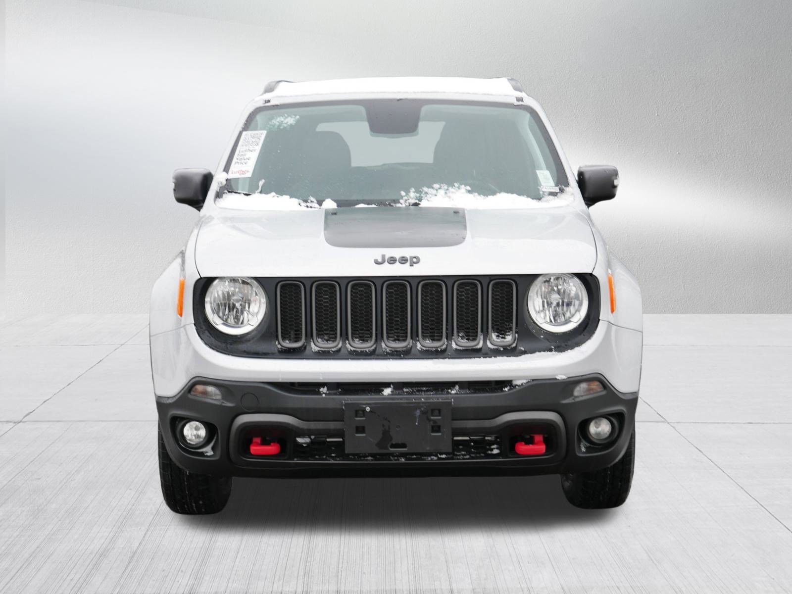 Used 2018 Jeep Renegade Trailhawk video 2