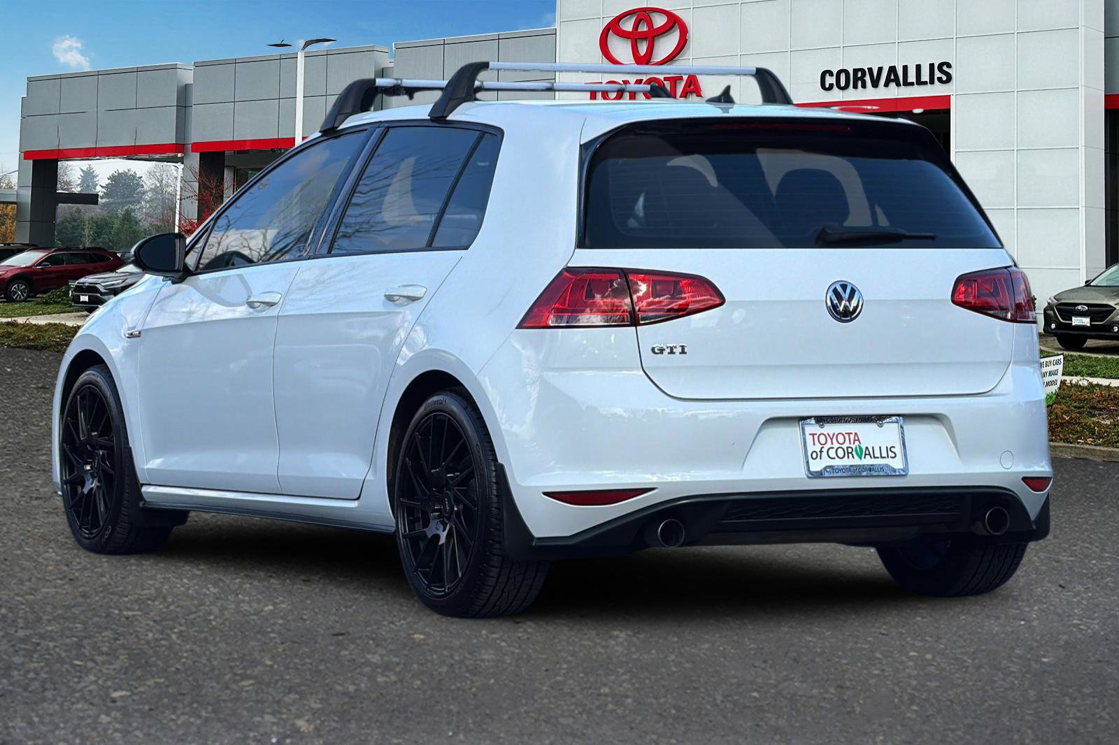 Used 2015 Volkswagen GTI S image 6