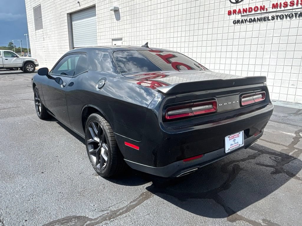 Used 2019 Dodge Challenger SXT w/ Plus Package RWD image 6
