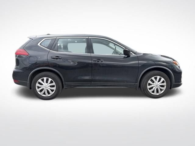 Used 2020 Nissan Rogue S image 9