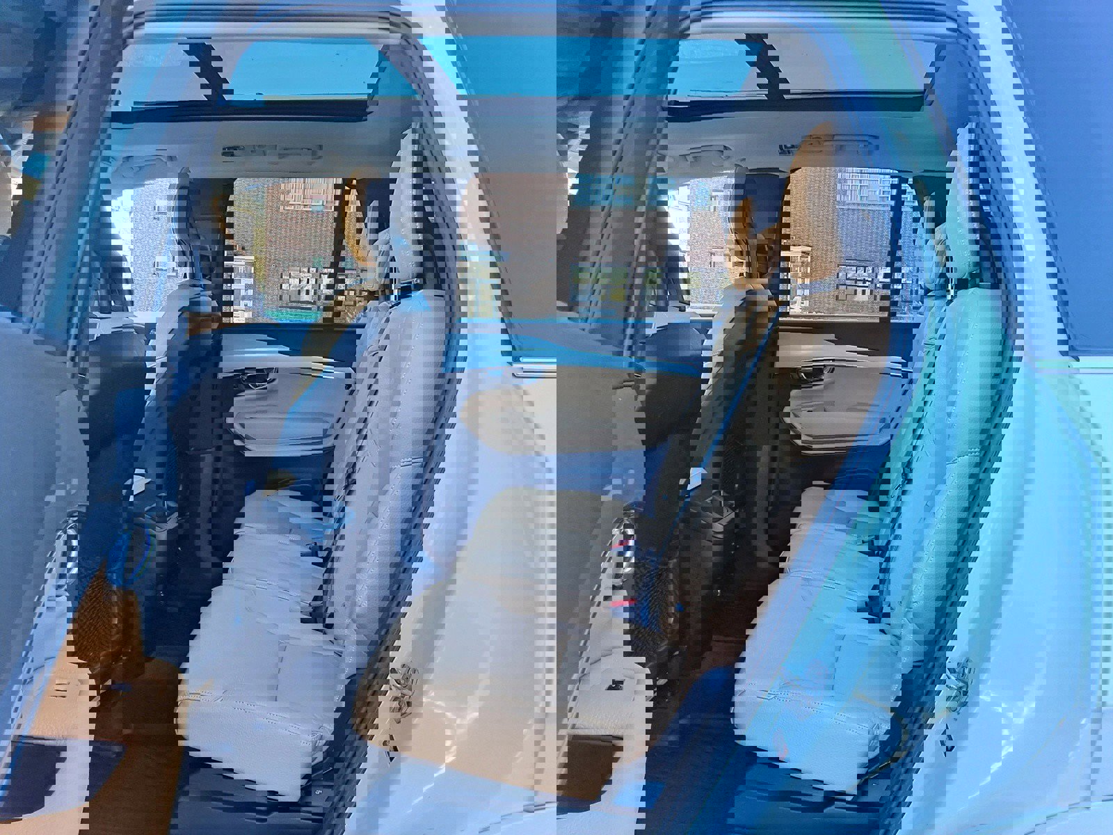 Used 2016 Volvo XC90 T5 Momentum image 14