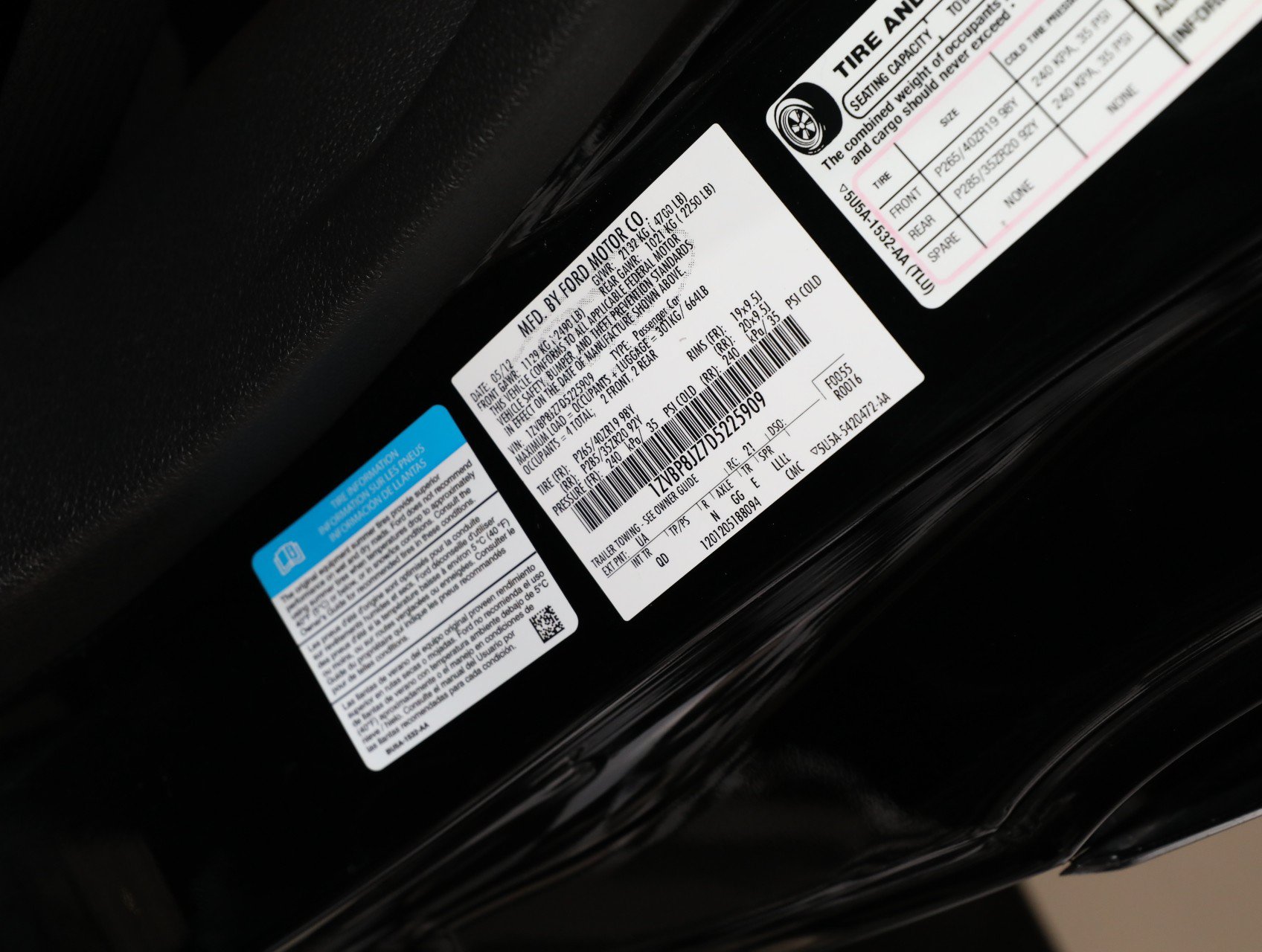 Used 2013 Ford Mustang Shelby GT500 RWD image 69