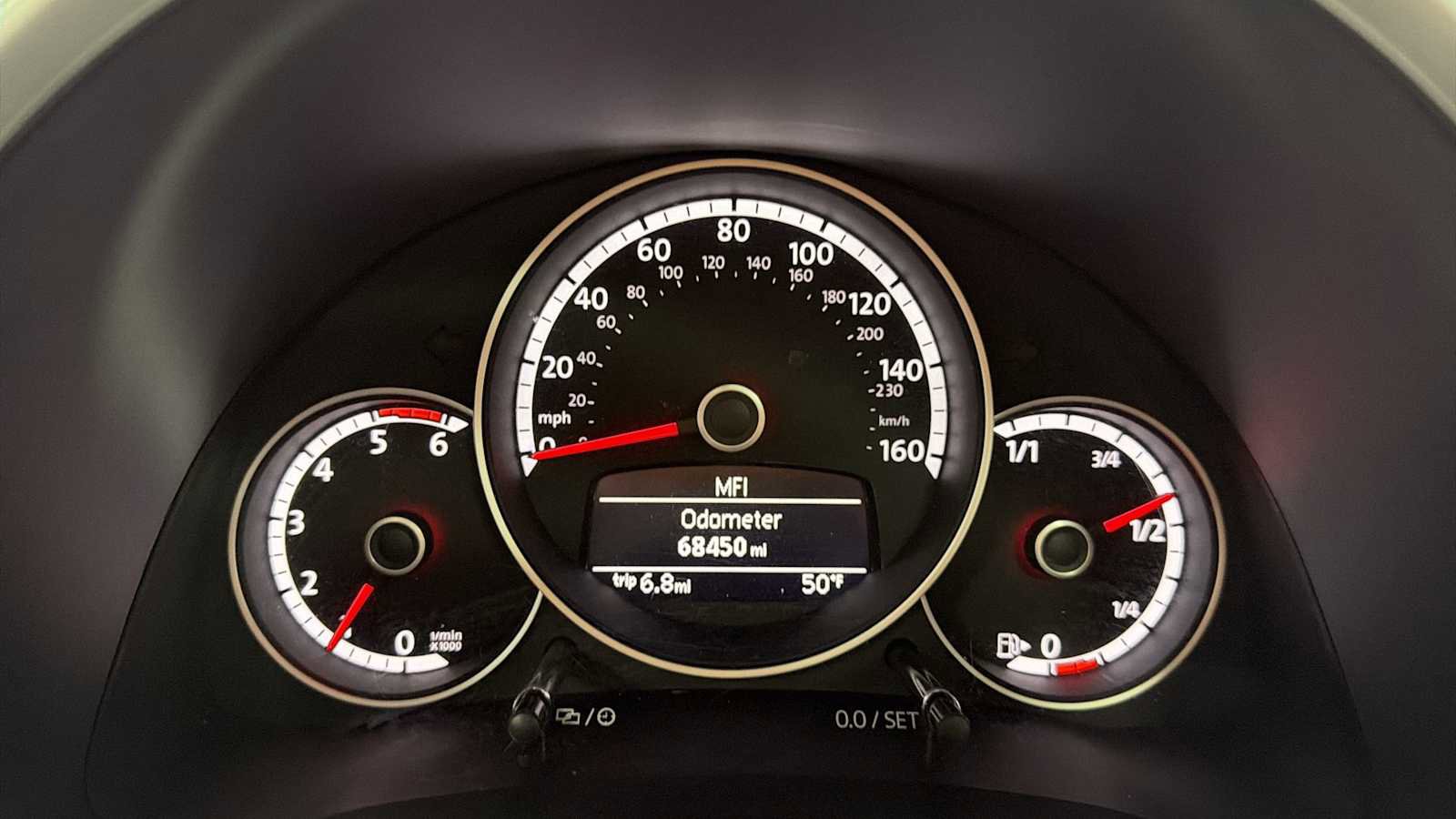 Used 2014 Volkswagen Beetle TDI image 19