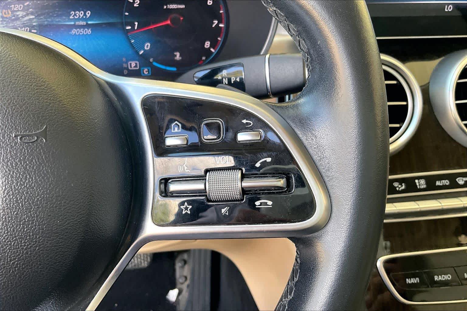 Used 2021 Mercedes-Benz C 300 Sedan image 22