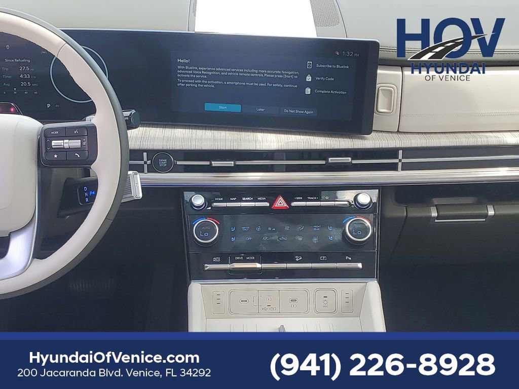 Used 2025 Hyundai Santa Fe Calligraphy image 21