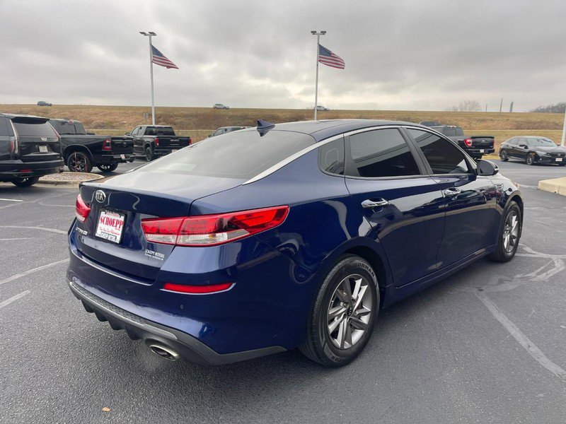 Used 2020 Kia Optima LX image 3