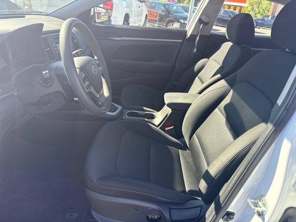 Used 2018 Hyundai Elantra SE FWD image 8