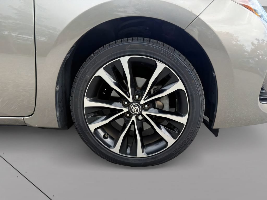 Used 2019 Toyota Corolla LE FWD image 6