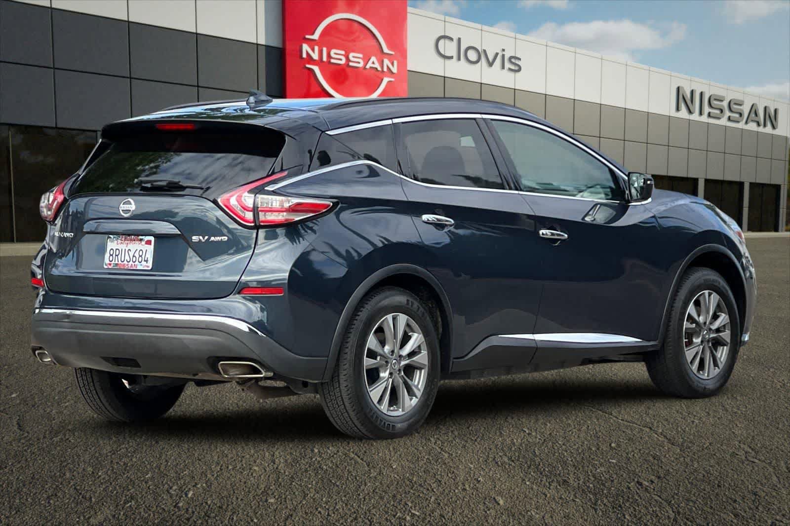 Used 2018 Nissan Murano SV AWD/4WD image 3