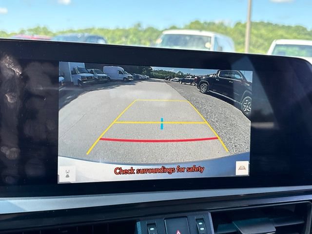 Used 2024 Lexus ES 300h w/ Premium Package FWD image 17