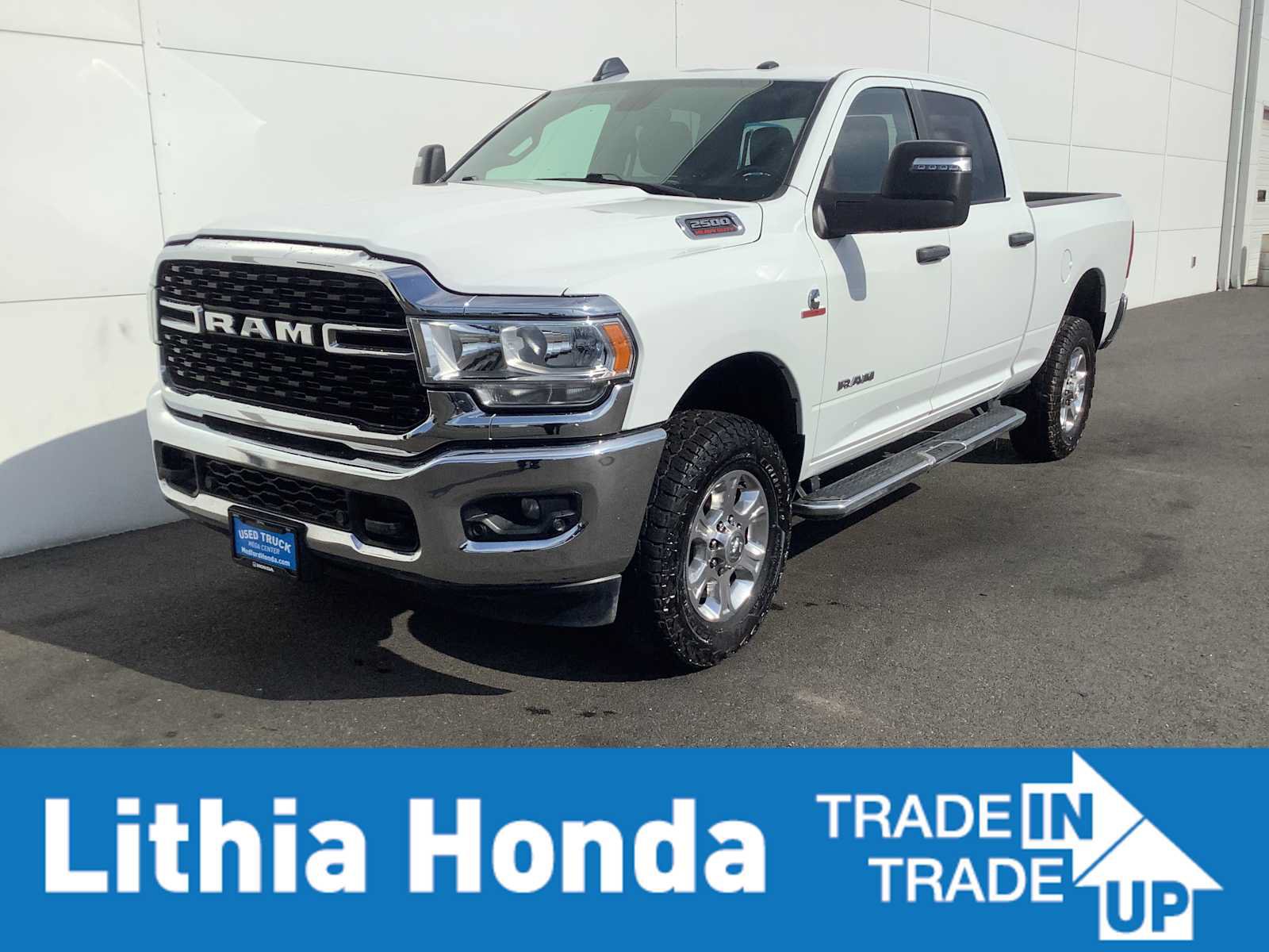Used 2024 RAM 2500 Big Horn w/ Off Road Package AWD/4WD video 1