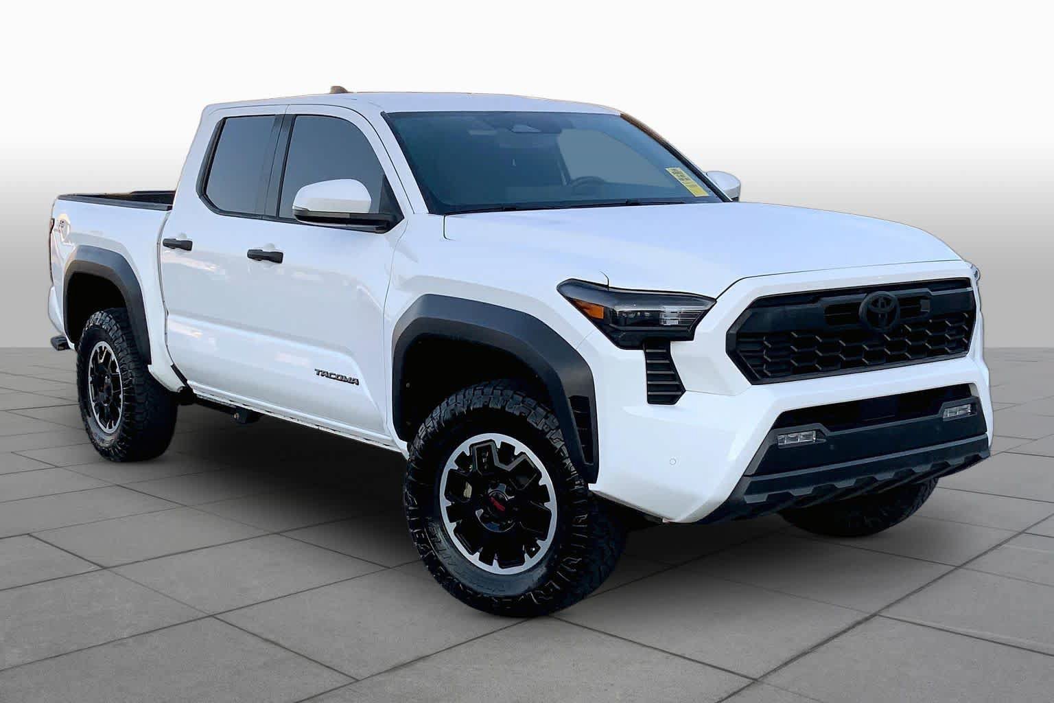 Used 2024 Toyota Tacoma TRD Off-Road w/ TRD Off Road Upgrade Package AWD/4WD image 3