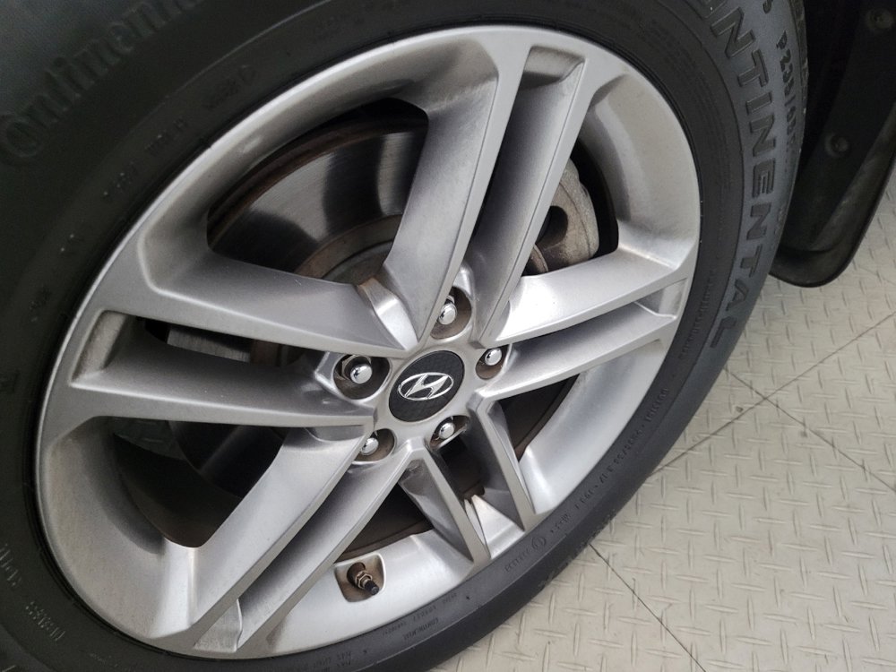 Used 2018 Hyundai Santa Fe Sport image 31