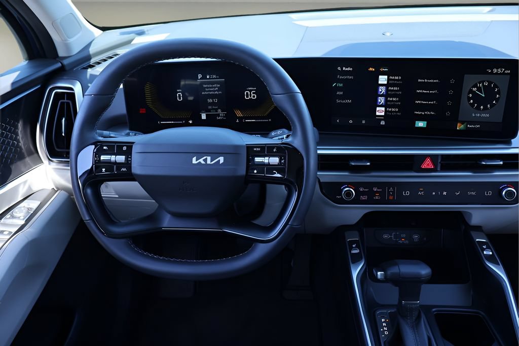 Used 2026 Kia Sorento S FWD image 14