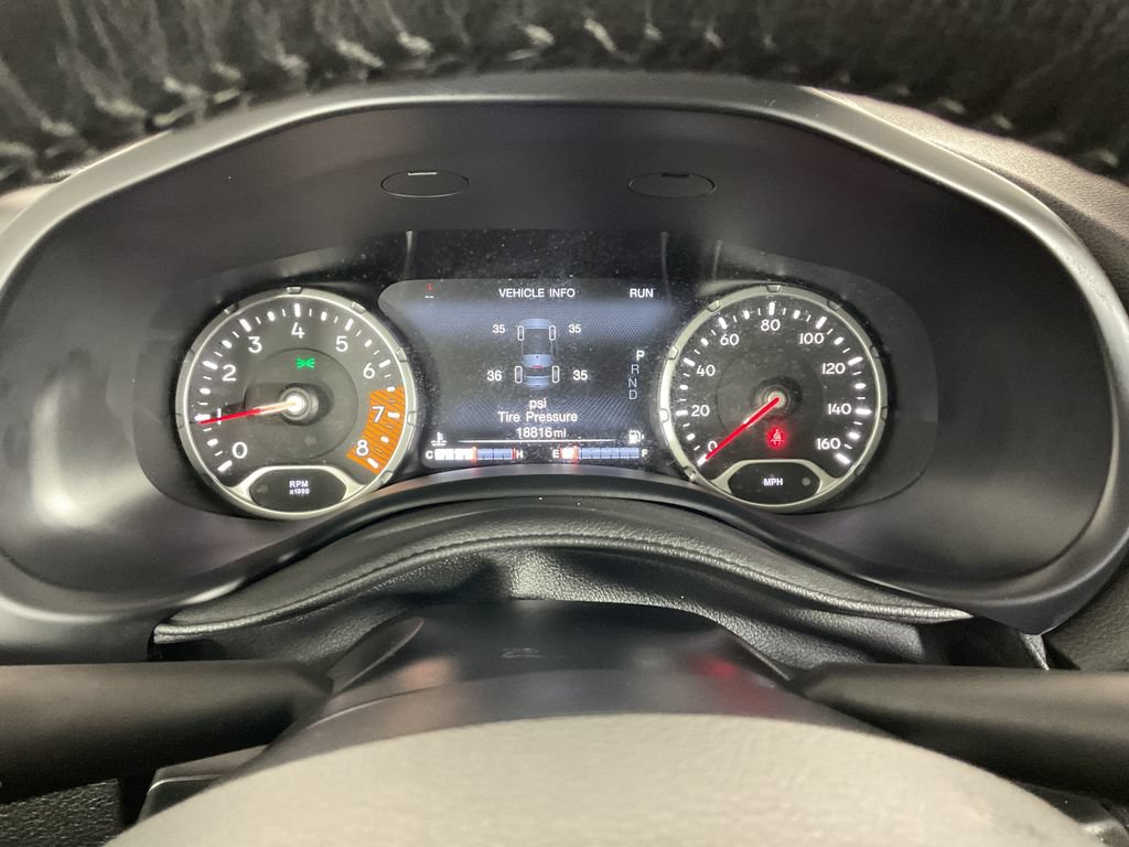 Used 2023 Jeep Renegade Limited w/ Sun/Sound Group AWD/4WD image 26