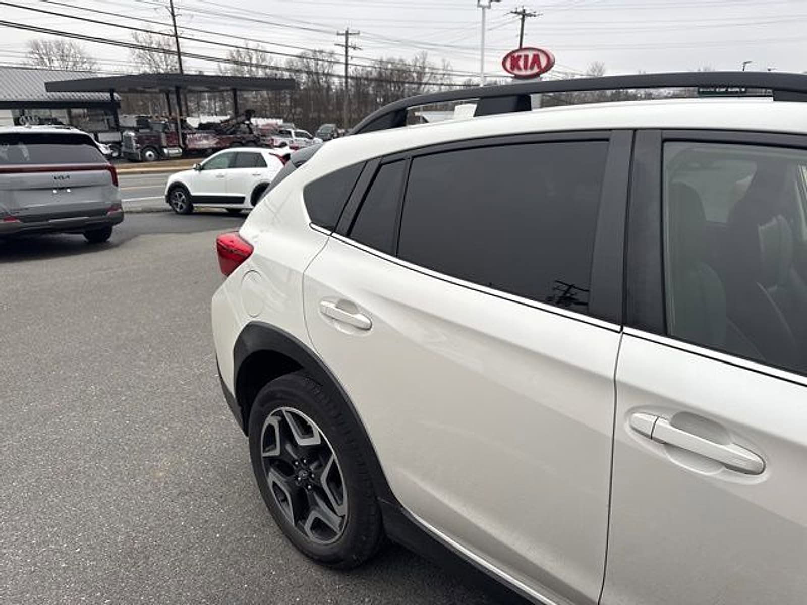 Used 2019 Subaru Crosstrek 2.0i Limited w/ Moonroof Package w/Navigation AWD/4WD video 4