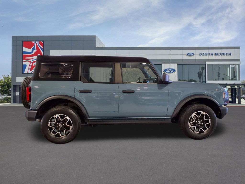 Used 2023 Ford Bronco 4-Door AWD/4WD image 26