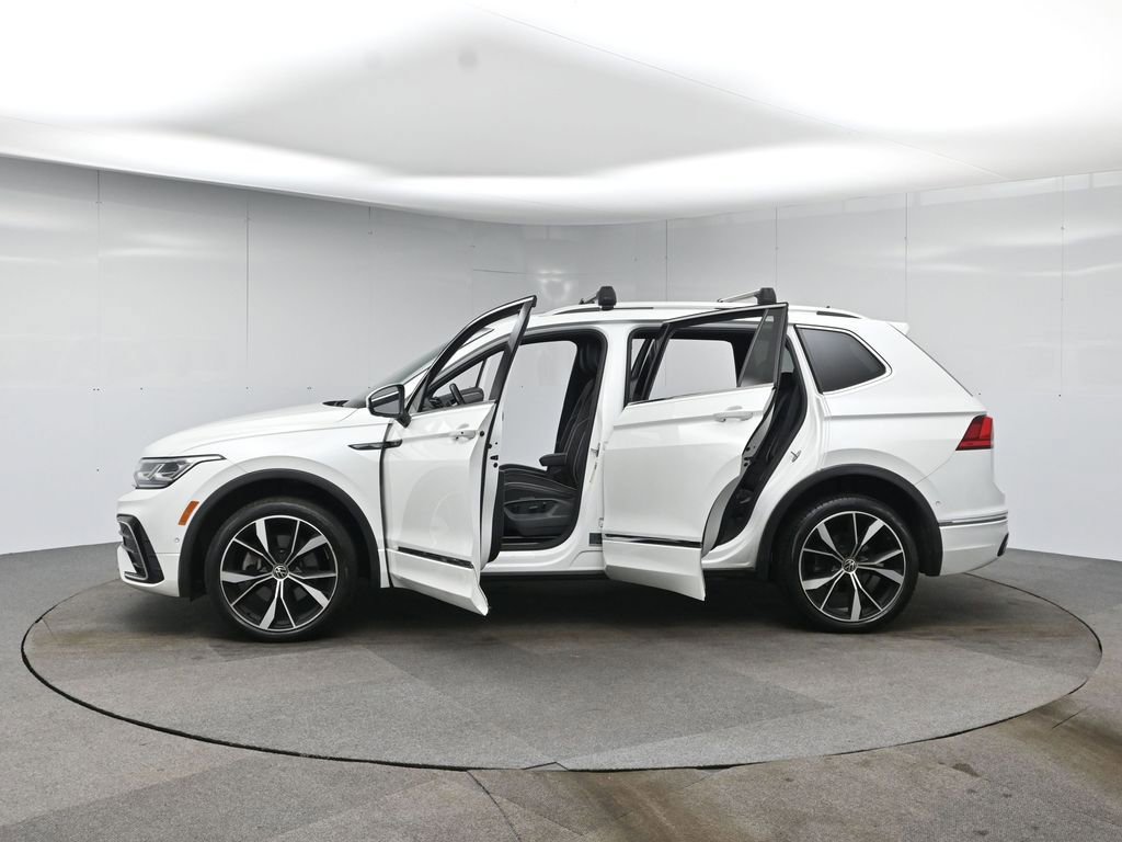 Used 2022 Volkswagen Tiguan SEL R-Line image 53