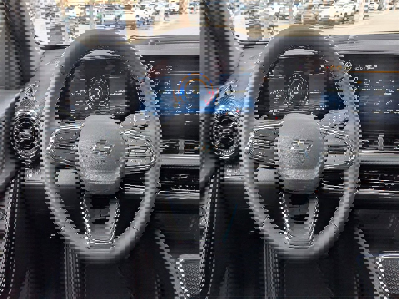 Used 2026 Chevrolet Equinox LT w/ Midnight Edition image 10