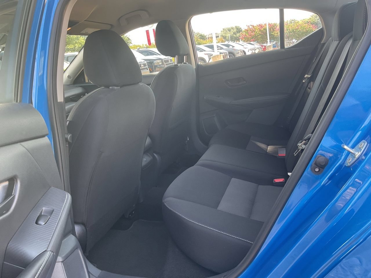 Used 2025 Nissan Sentra SV FWD image 7