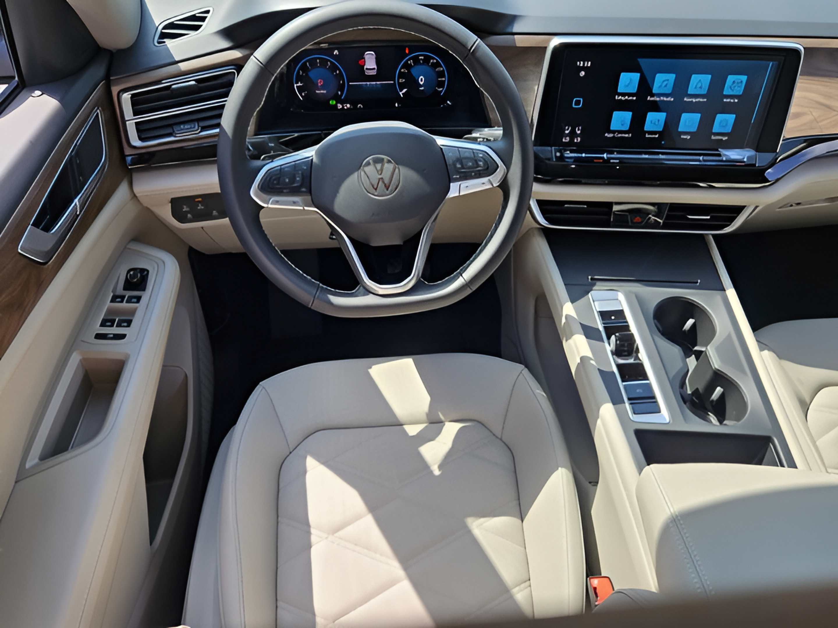 New 2026 Volkswagen Atlas SE FWD image 9