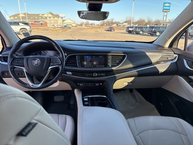 Used 2022 Buick Enclave Premium image 8