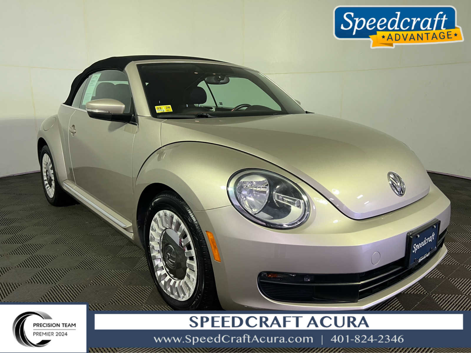 Used 2014 Volkswagen Beetle 2.5 image 1