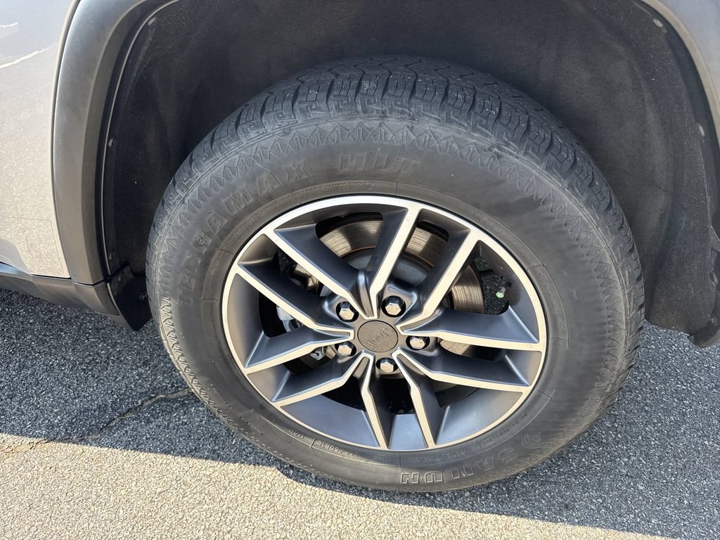 Used 2021 Jeep Grand Cherokee Limited RWD image 19