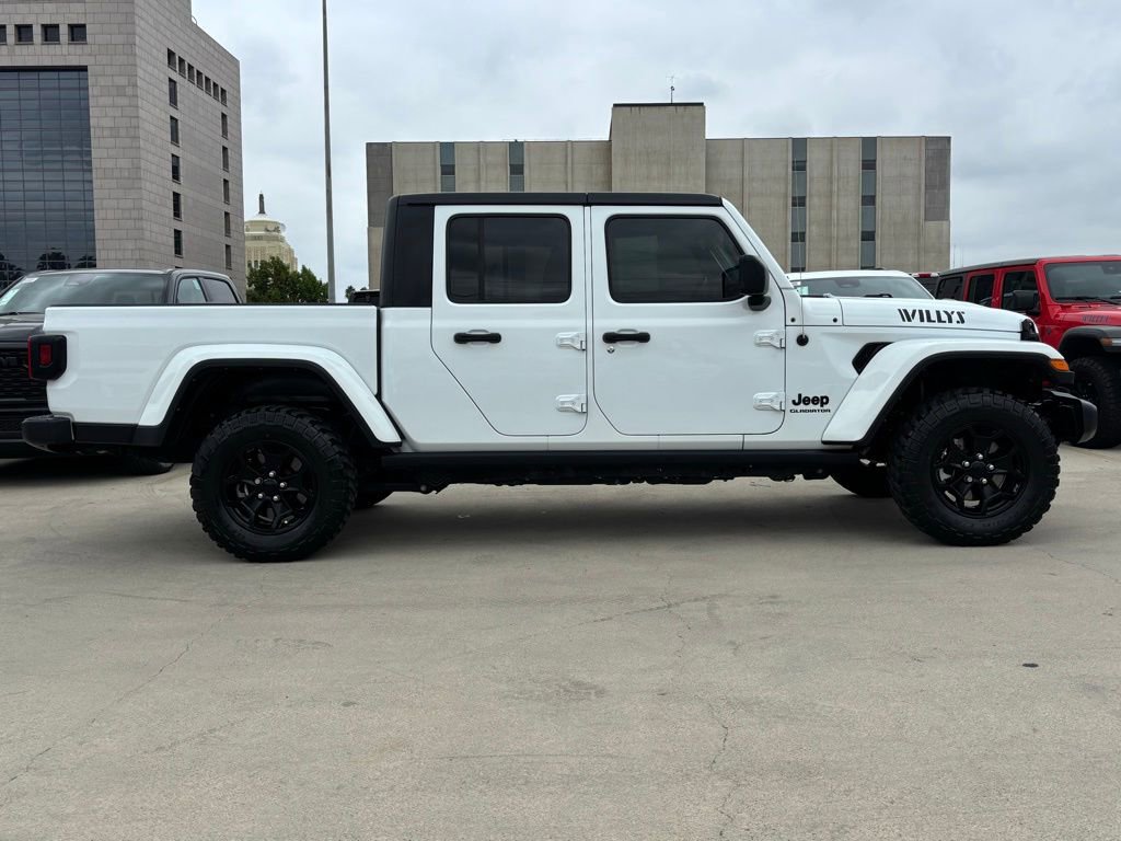Used 2022 Jeep Gladiator Willys image 3