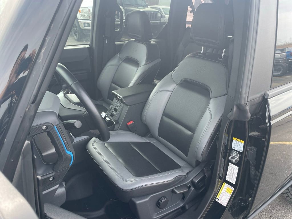 Used 2024 Ford Bronco Black Diamond image 12