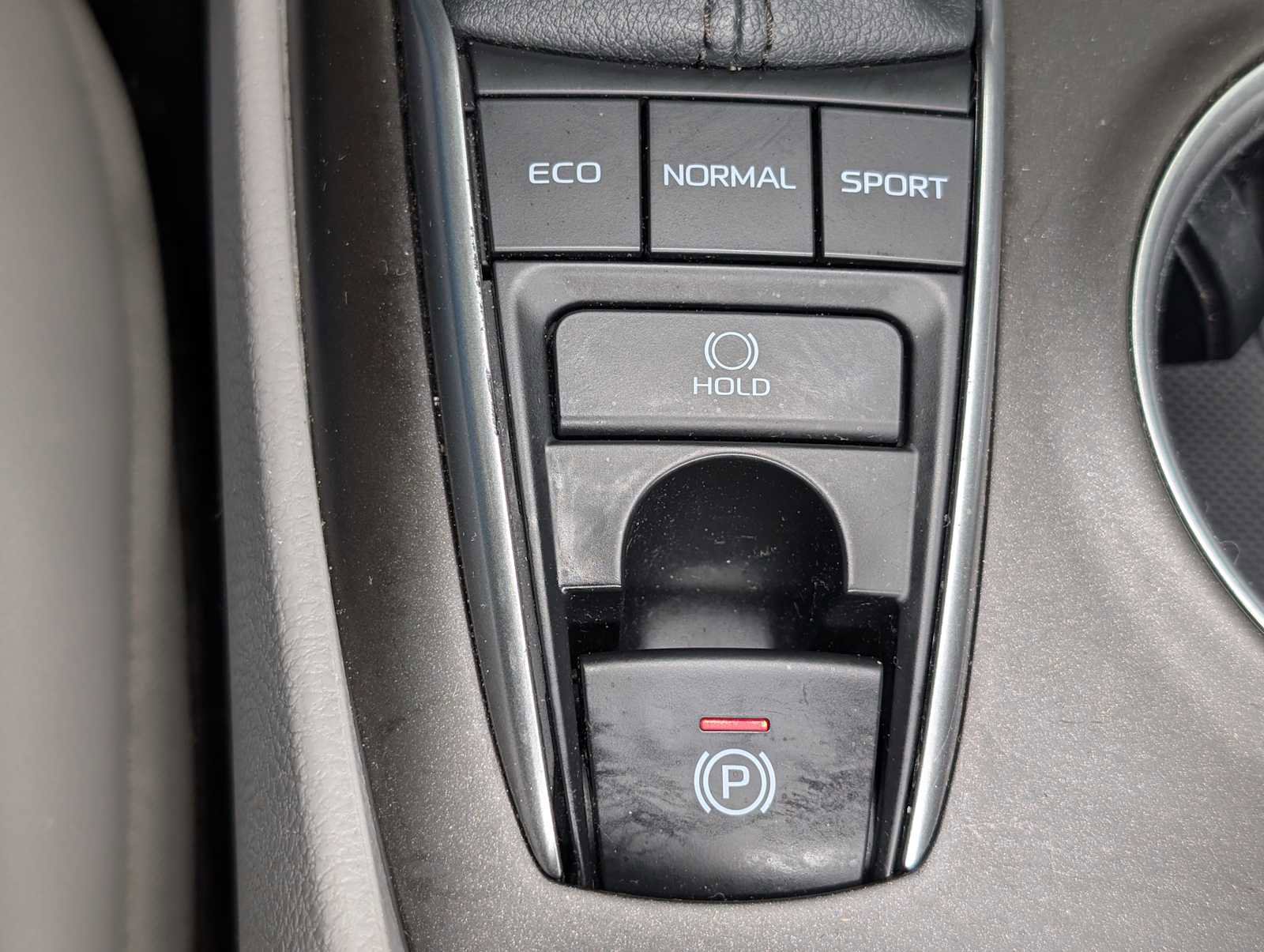 Used 2021 Toyota Camry XLE FWD image 26