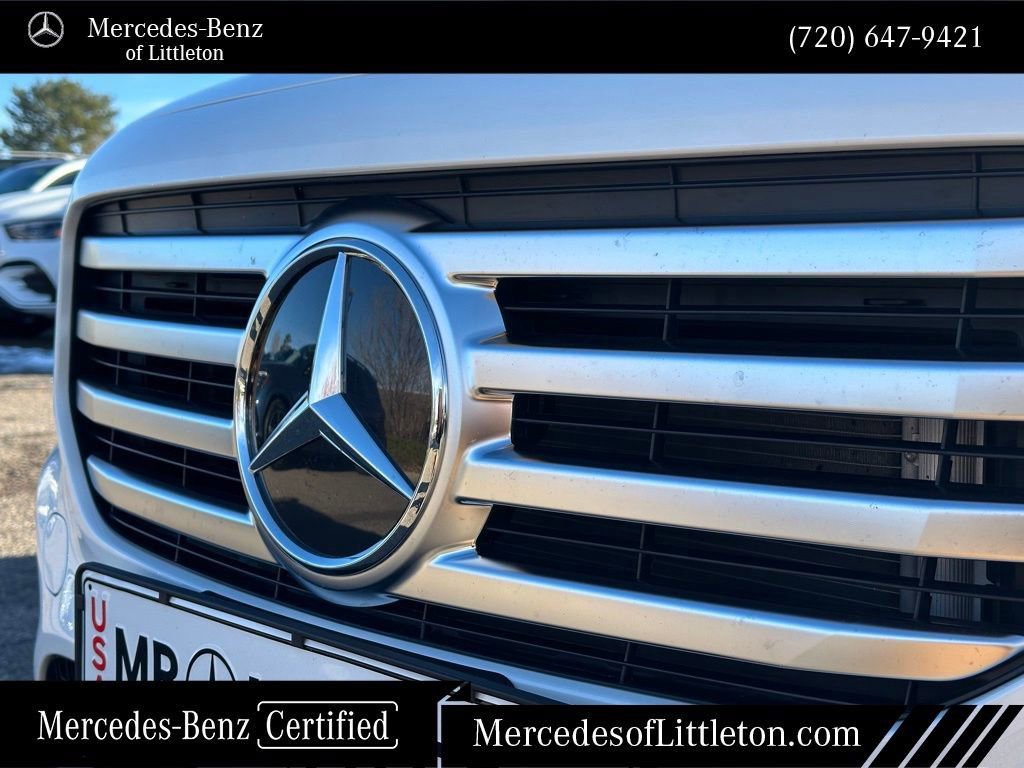 Certified 2025 Mercedes-Benz GLB 250 4MATIC image 9