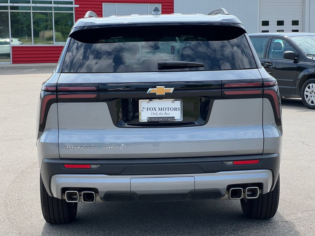 Used 2026 Chevrolet Traverse LT AWD/4WD image 49