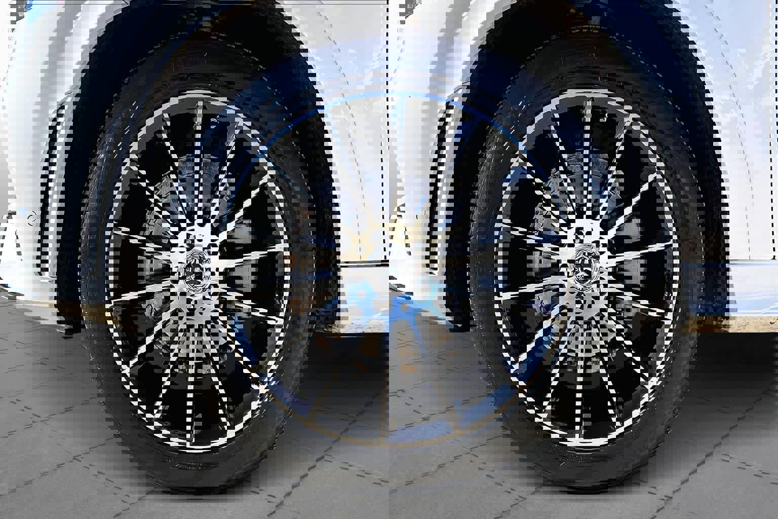 Used 2023 Mercedes-Benz GLE 350 4MATIC image 10