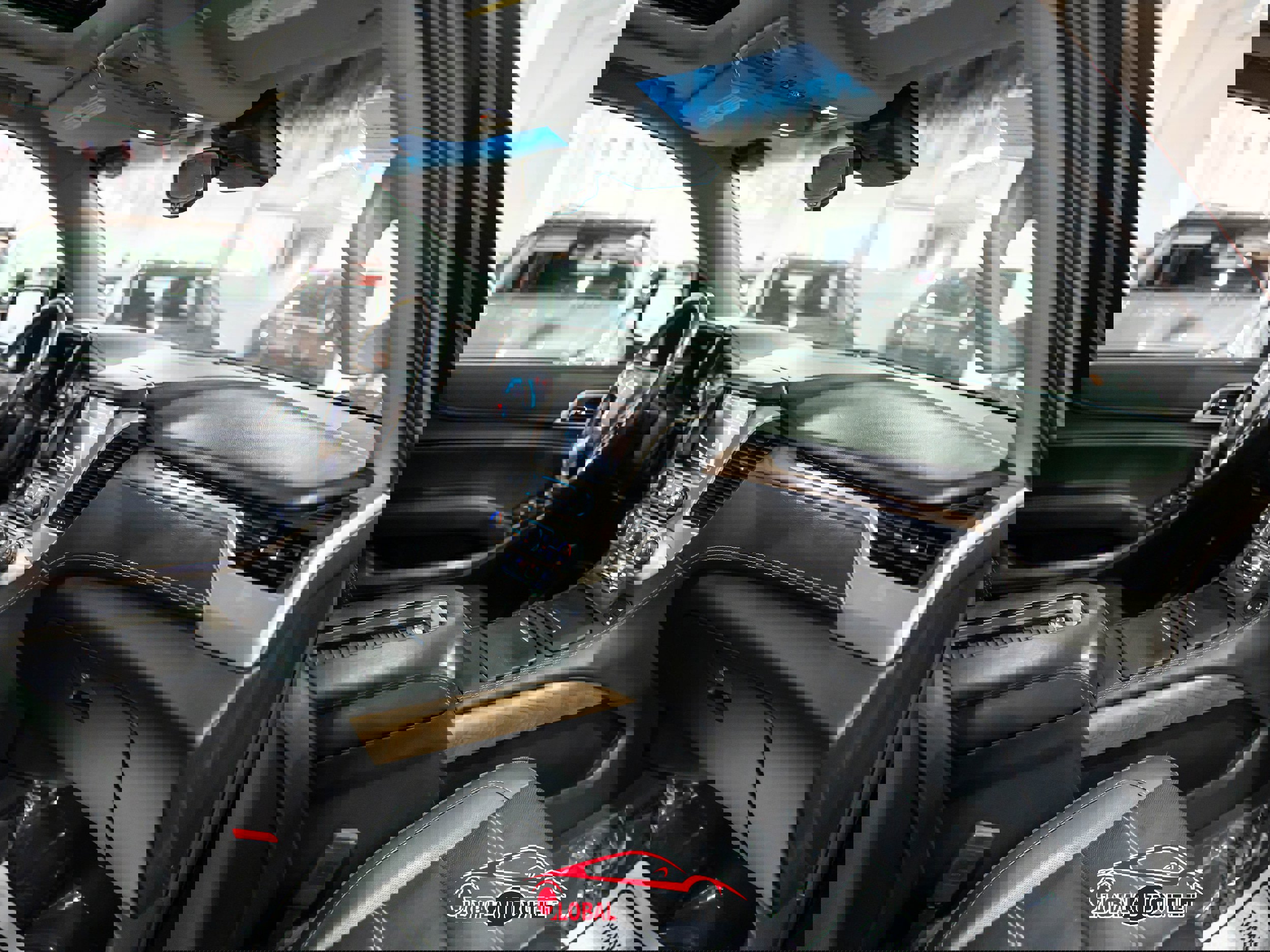 Used 2019 GMC Yukon XL Denali w/ Denali Ultimate Package image 15