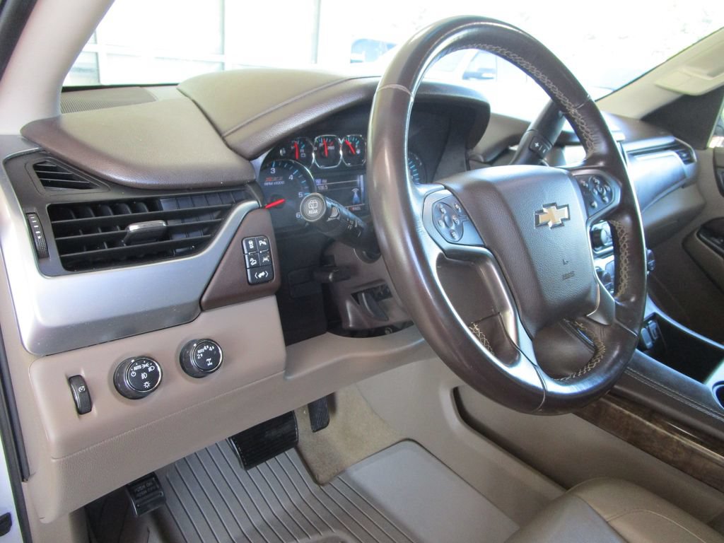 Used 2018 Chevrolet Tahoe LT w/ Off-Road Package AWD/4WD image 31