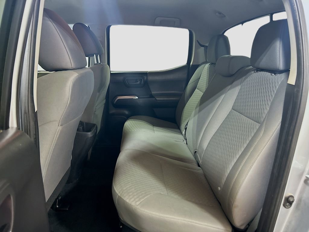 Used 2022 Toyota Tacoma SR5 RWD image 20