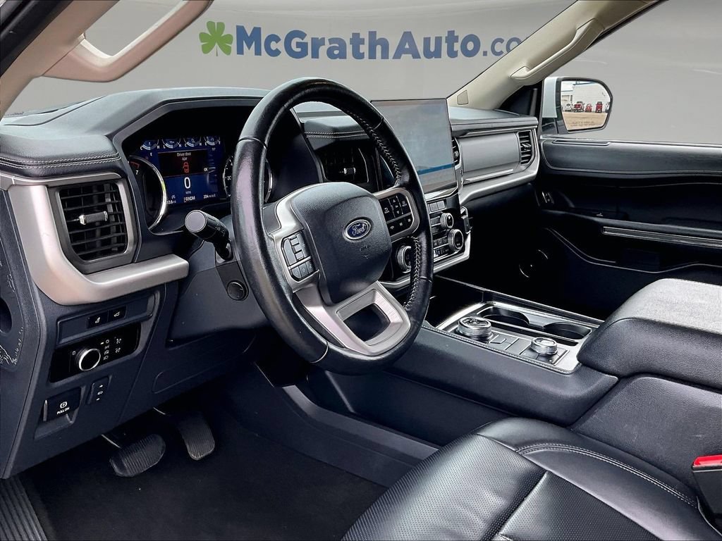 Used 2024 Ford Expedition XLT AWD/4WD image 20