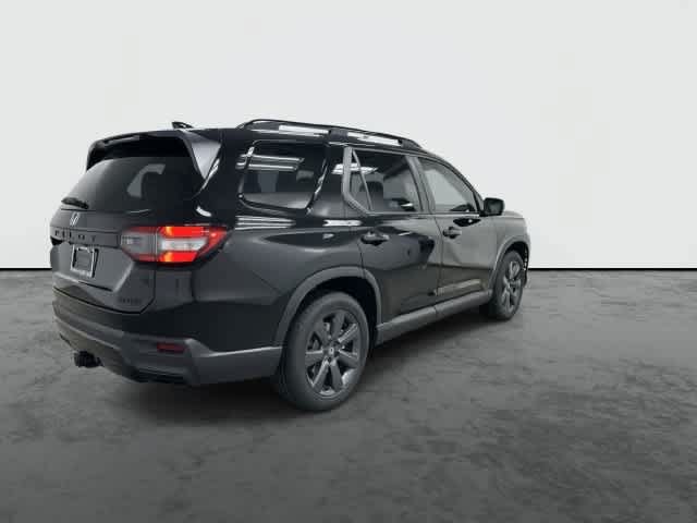 New 2026 Honda Pilot Sport image 4